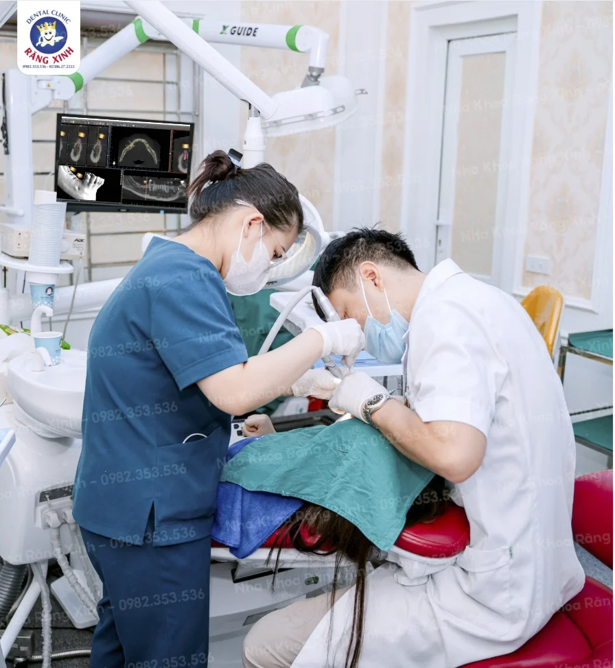 robot đinh vi x-guide trong linh vuc cay ghep implant
